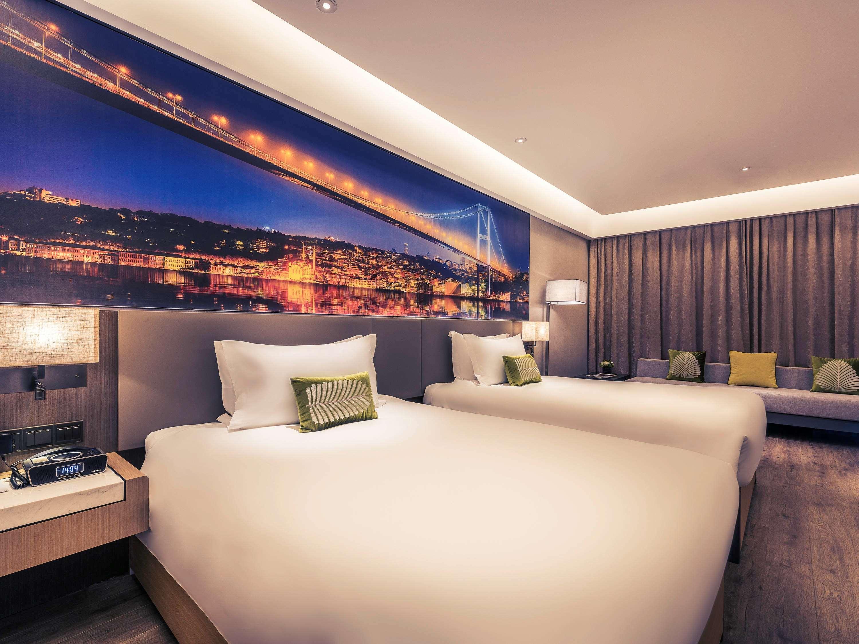 Mercure Shanghai Hongqiao Railway Station Exterior photo
