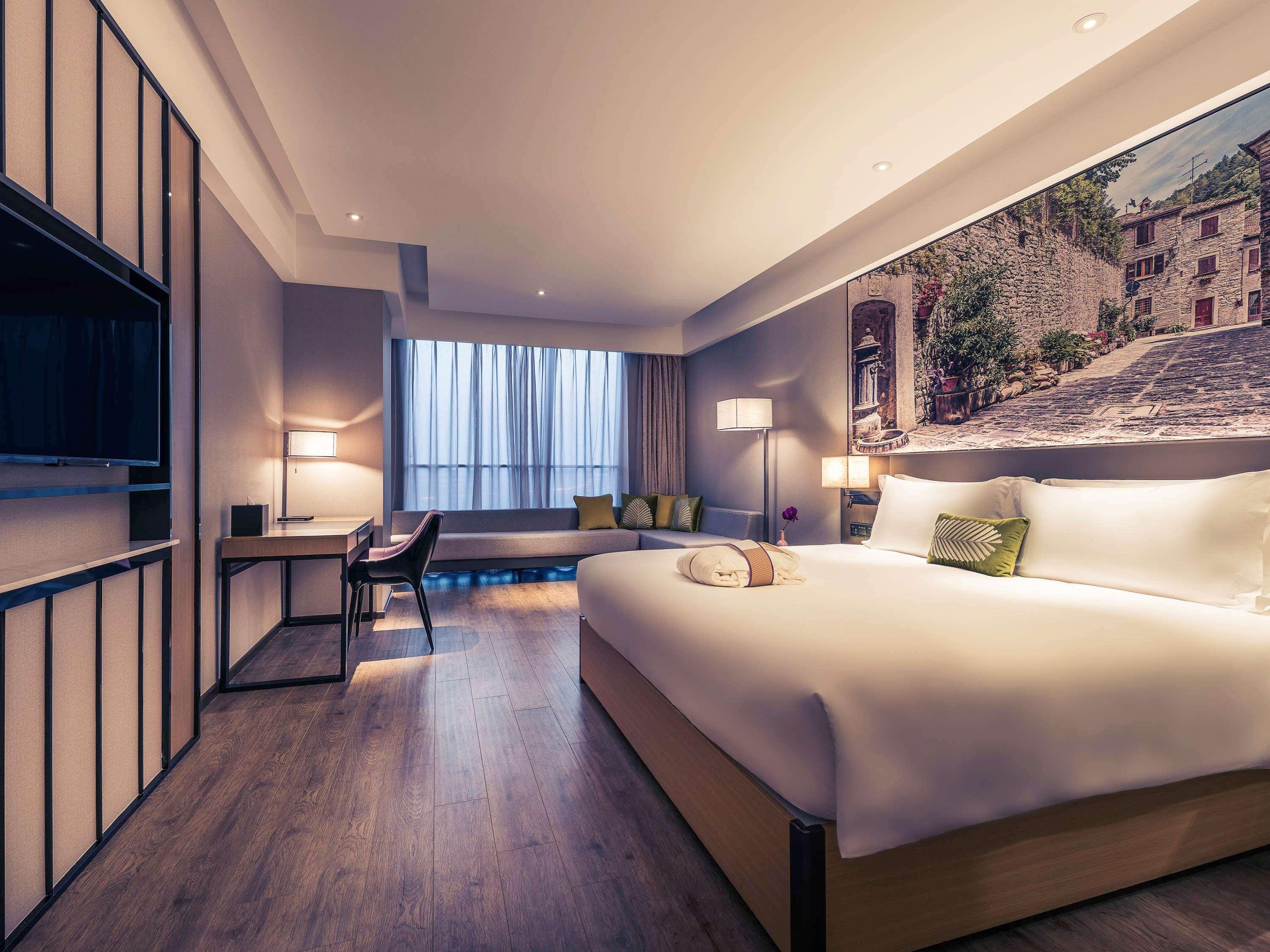 Mercure Shanghai Hongqiao Railway Station Exterior photo