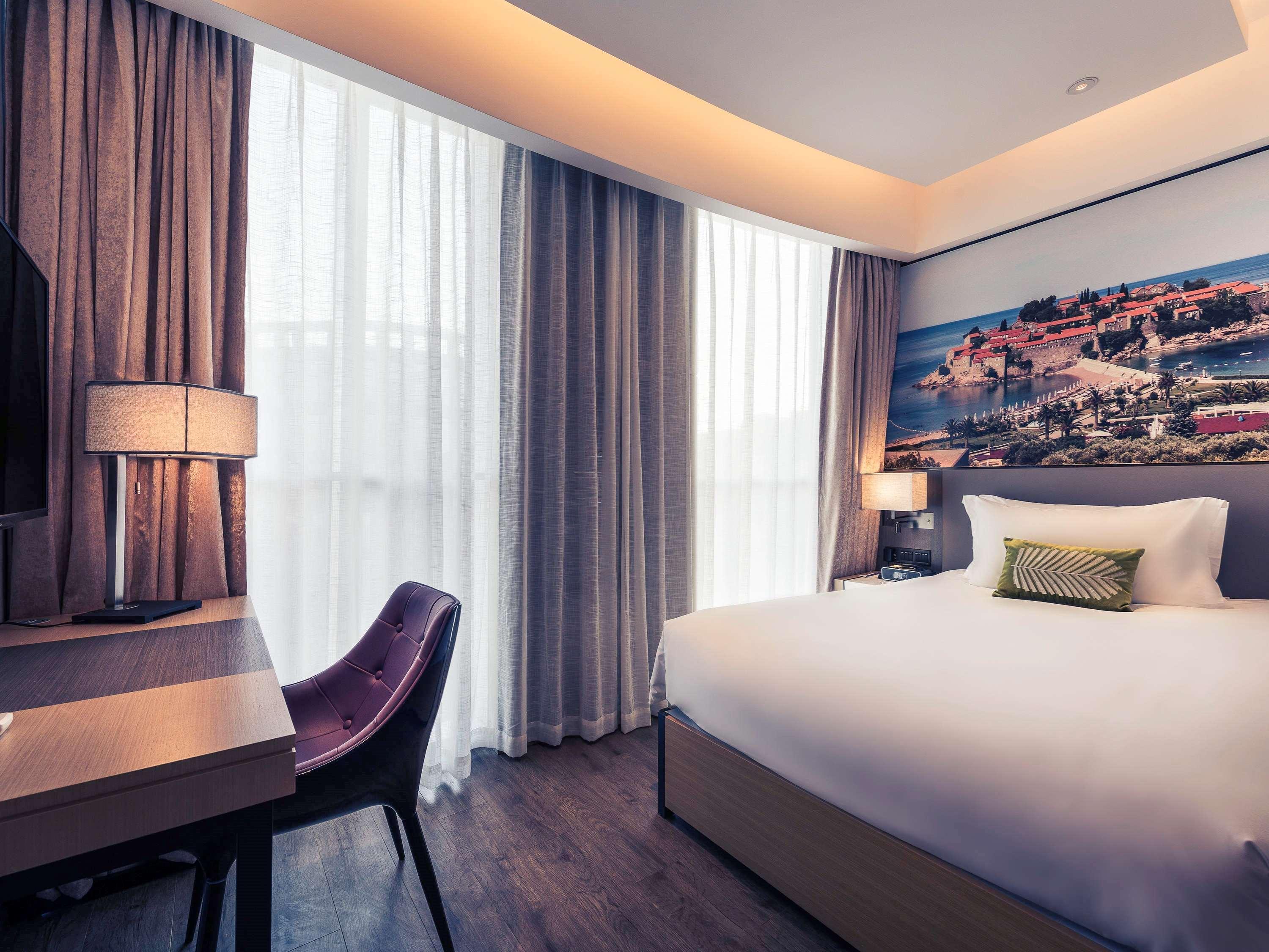 Mercure Shanghai Hongqiao Railway Station Exterior photo