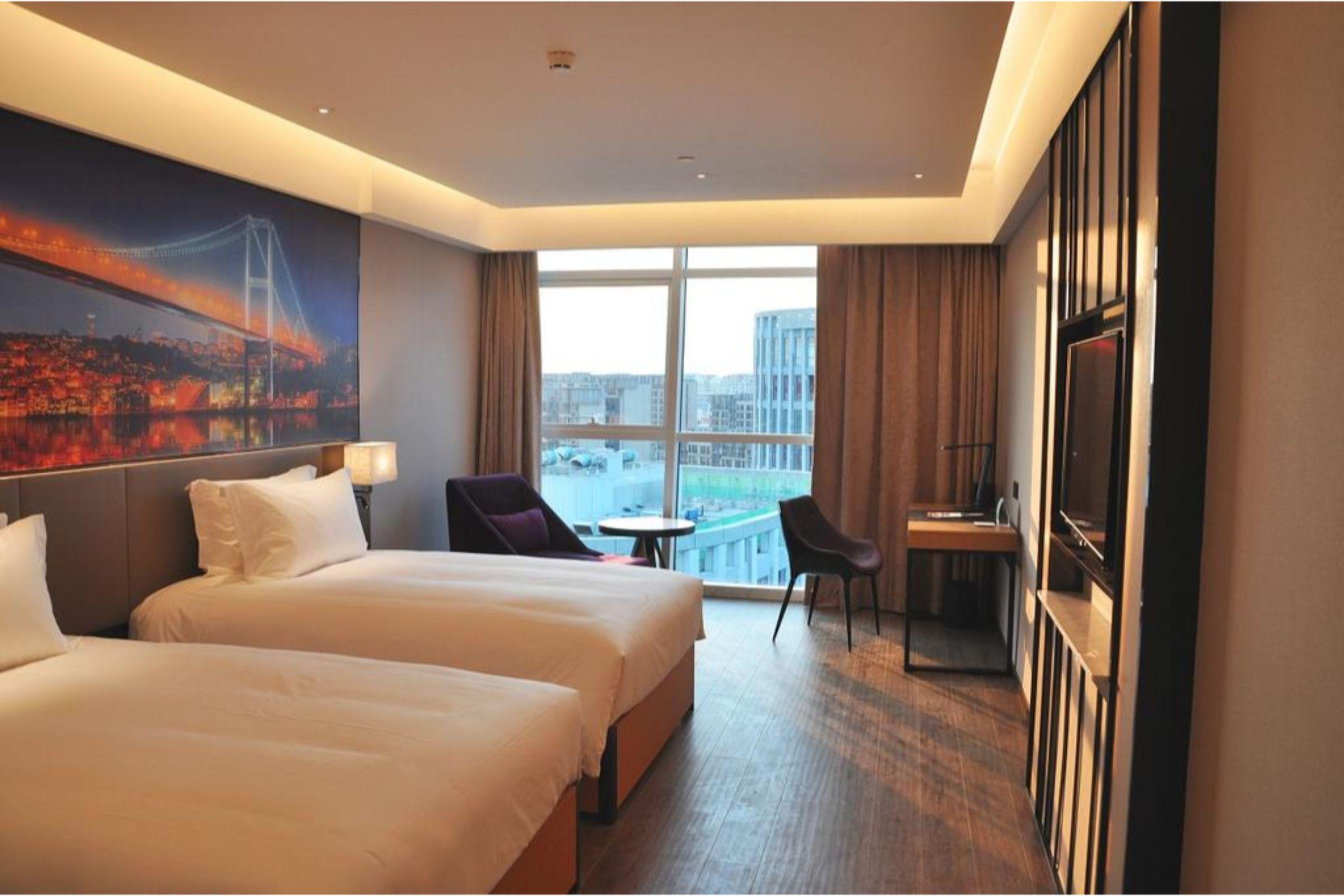 Mercure Shanghai Hongqiao Railway Station Exterior photo